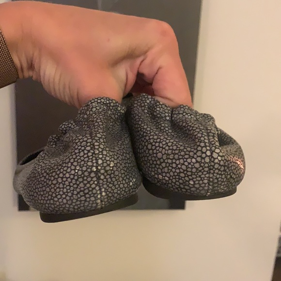 Tory Burch charcoal sting ray Reva ballet flats - Picture 3 of 3